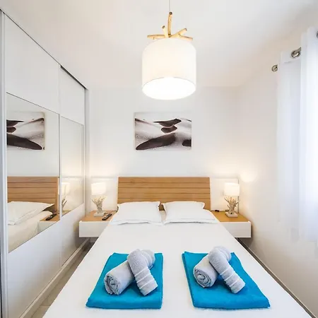 Дом отдыха Petra D'oro - Rondinara *